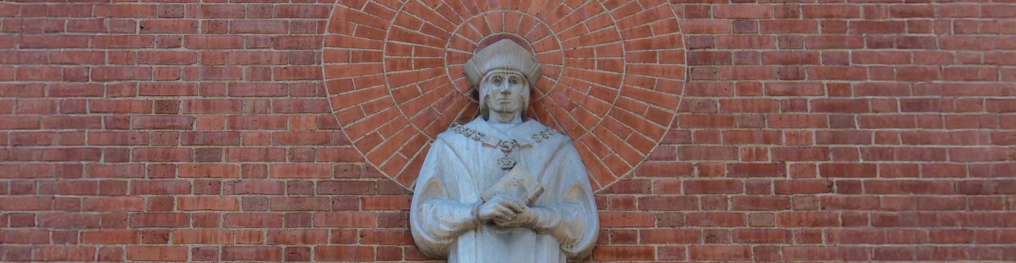 STM-Figure-Brick-Wall